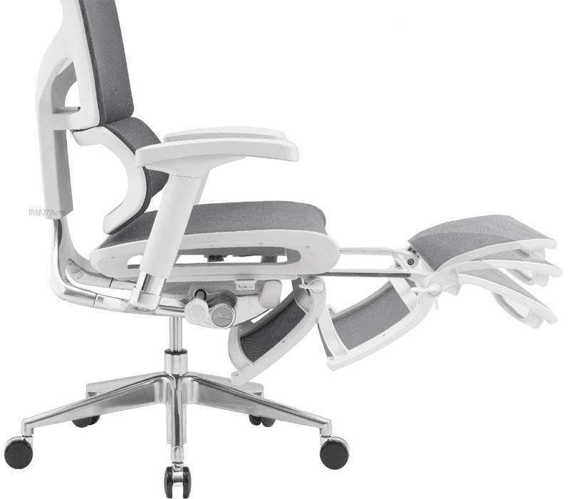 expert-sail-footrest_3b.jpg expert-sail-footrest_3b.jpg